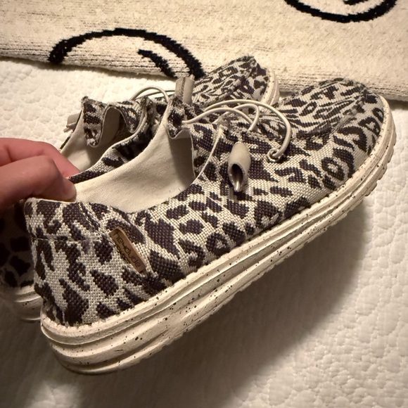 Hey Dudes Cheetah - Picture 5 of 7